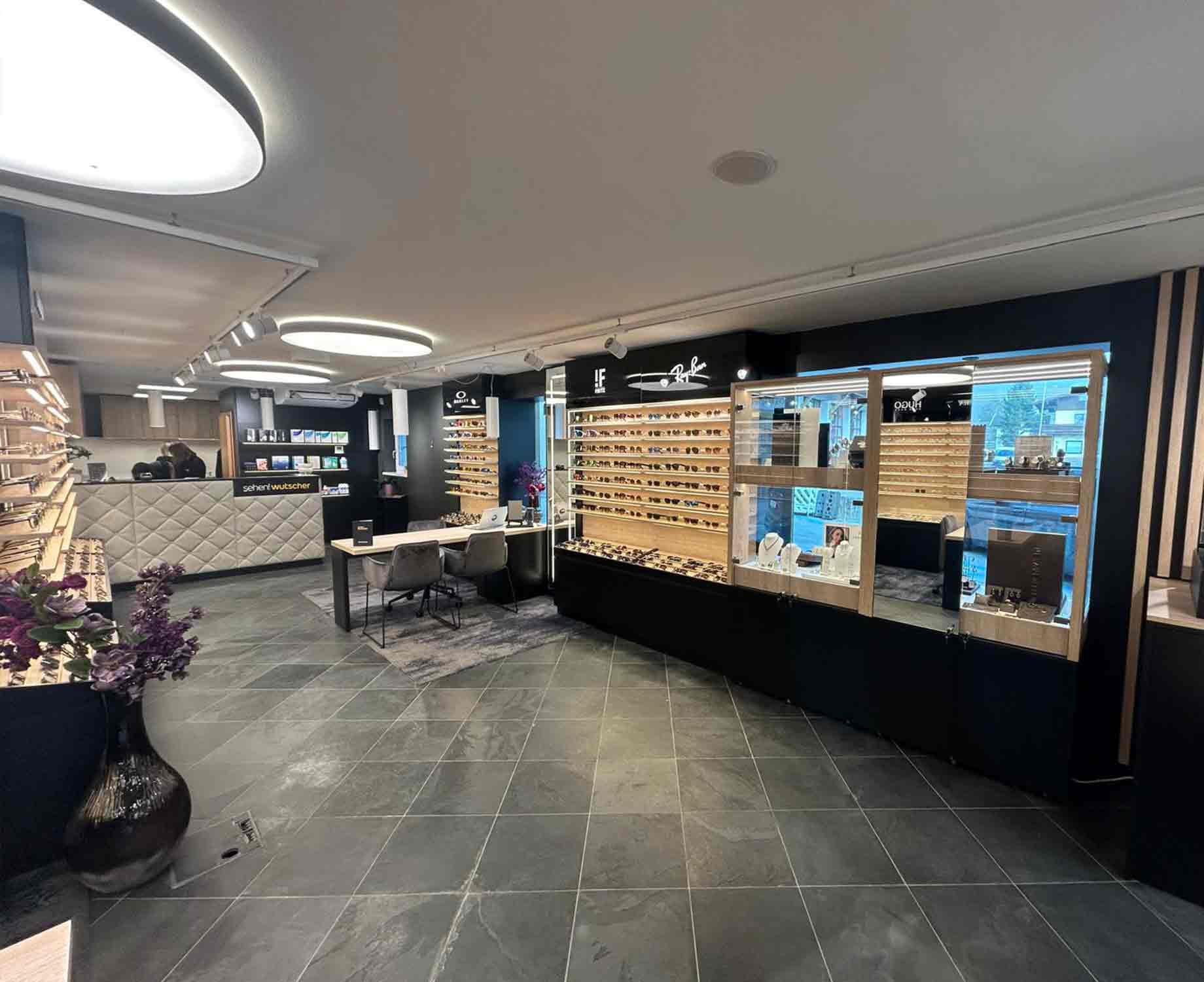 Innenansicht Mittersil Innenansicht Verkaufsraum sehen!wutscher Mittersil