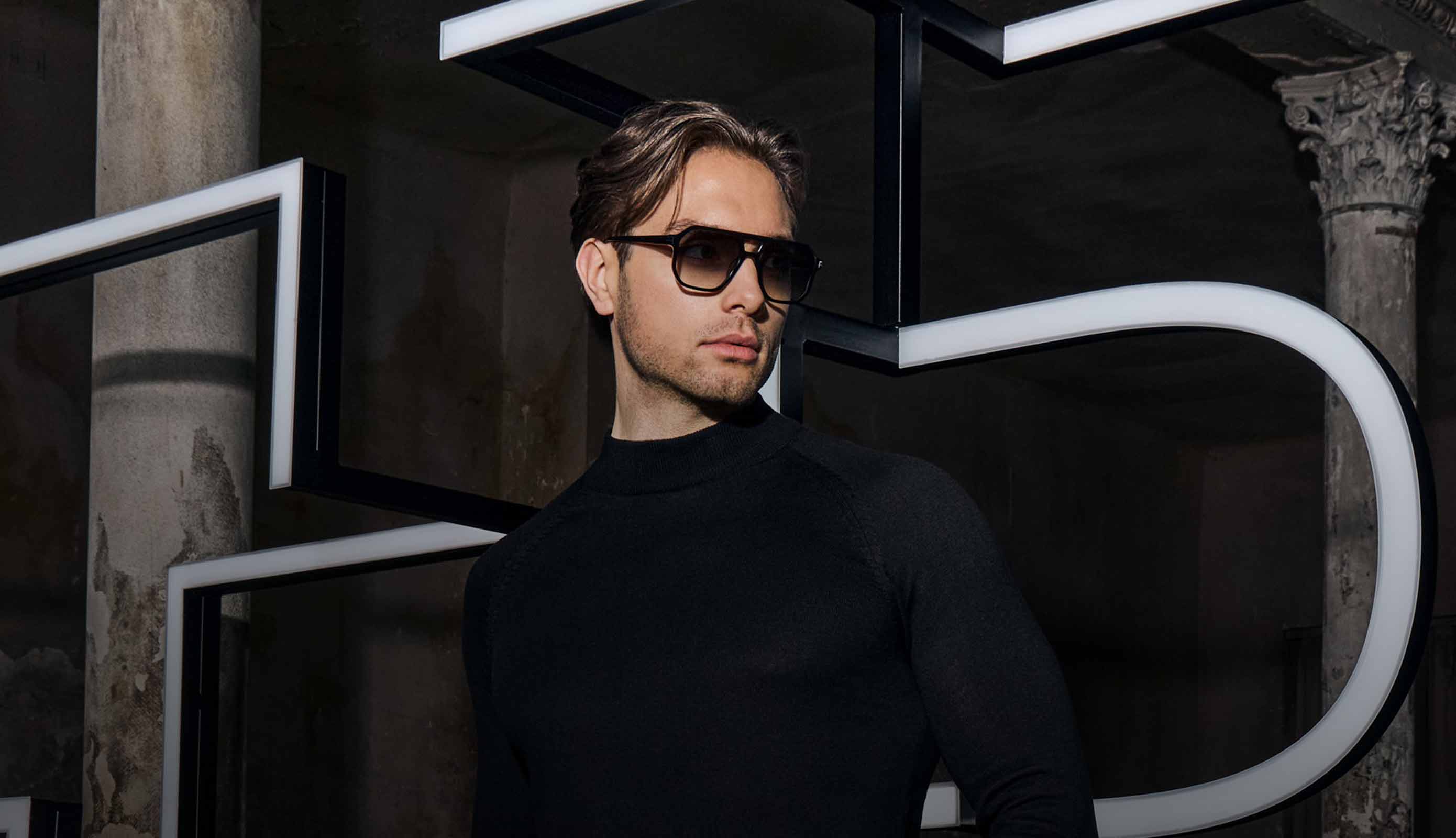 Sonnenbrille von FR!TZ EYEWEAR Herr trägt FR!TZ EYEWEAR Sonnenbrille