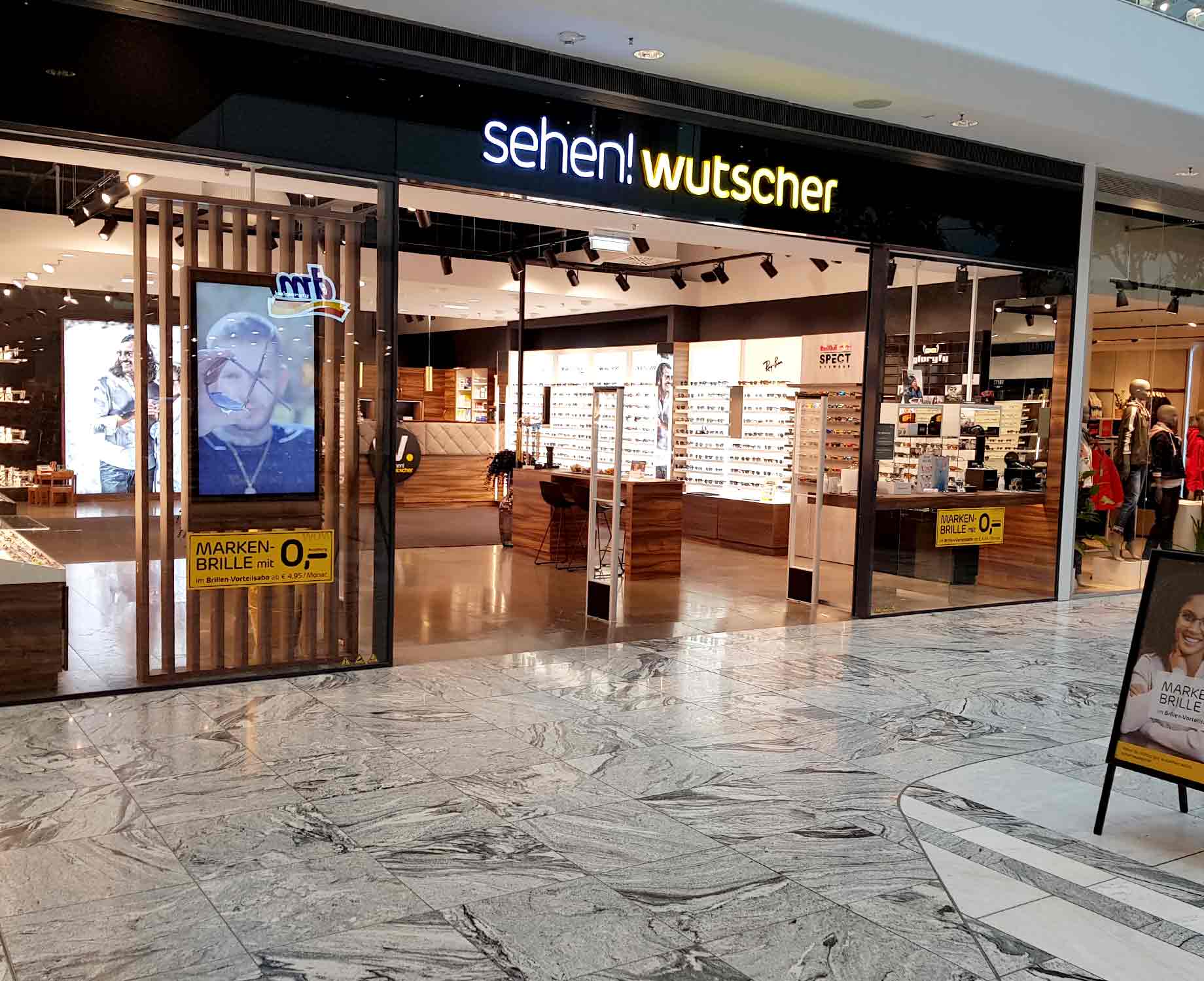 Aussenansicht Sankt Poelten Aussenansicht Eingang sehen!wutscher Sankt Poelten