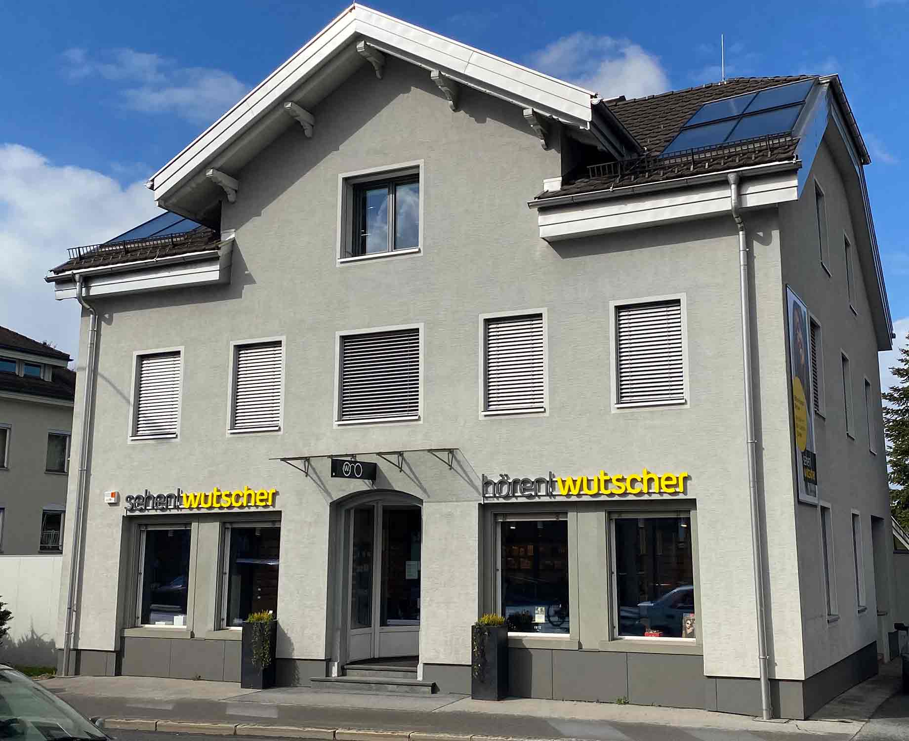 Aussenansicht Hoechst Aussenansicht Eingang sehen!wutscher Hoechst