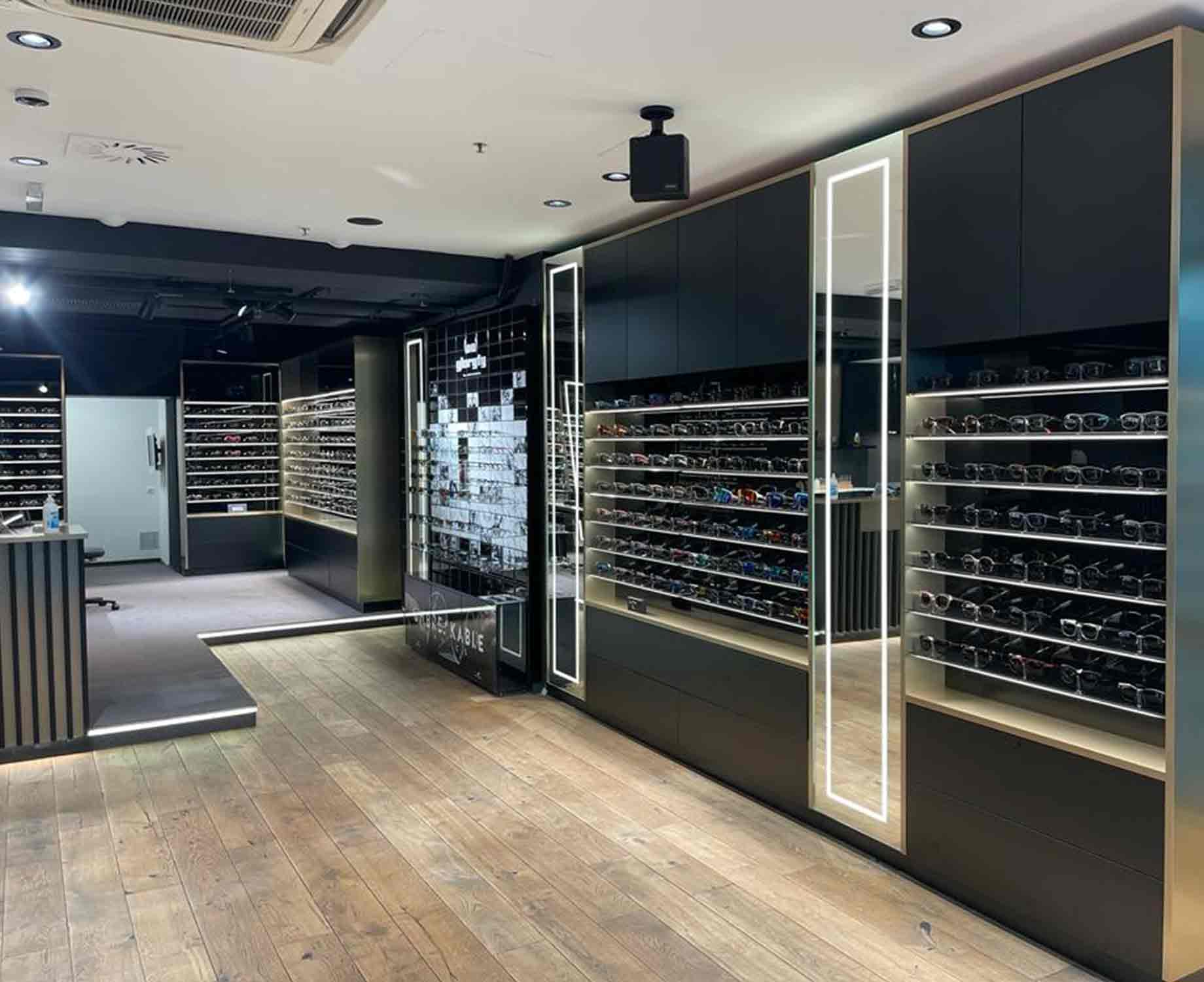 Innenansicht Innsbruck Innenansicht Verkaufsraum sehen!wutscher Innsbruck