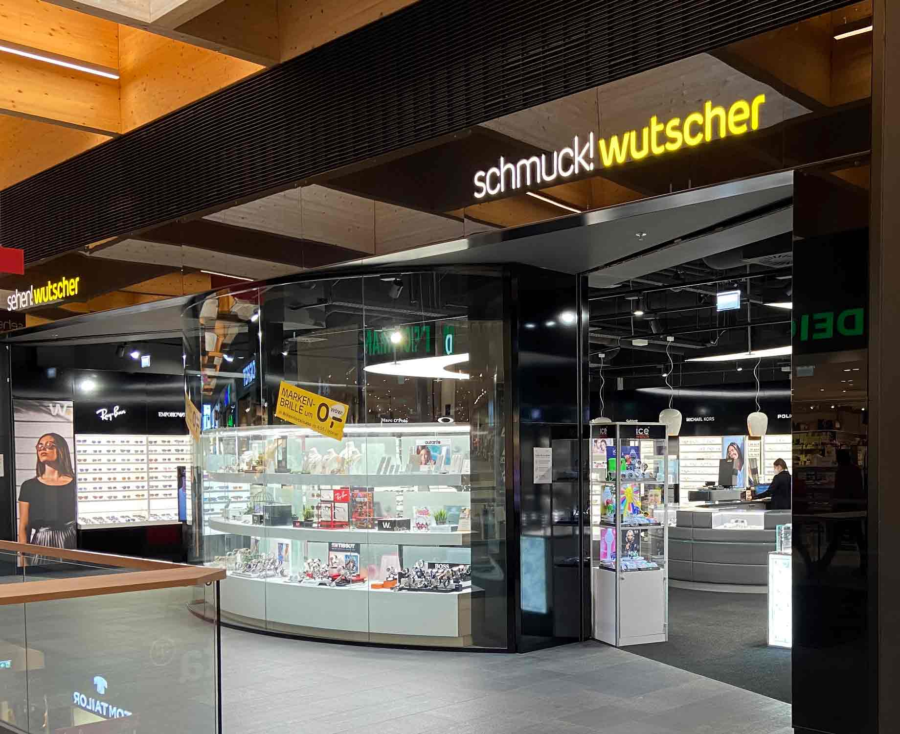 Aussenansicht ELI Liezen Aussenansicht Eingang sehen!wutscher ELI Liezen