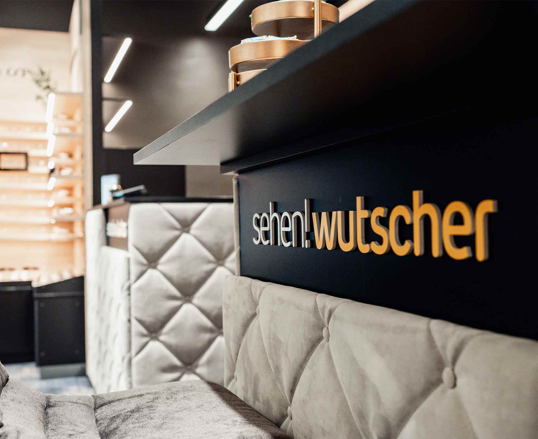Kassa in der Filiale Kassentisch von sehen!wutscher