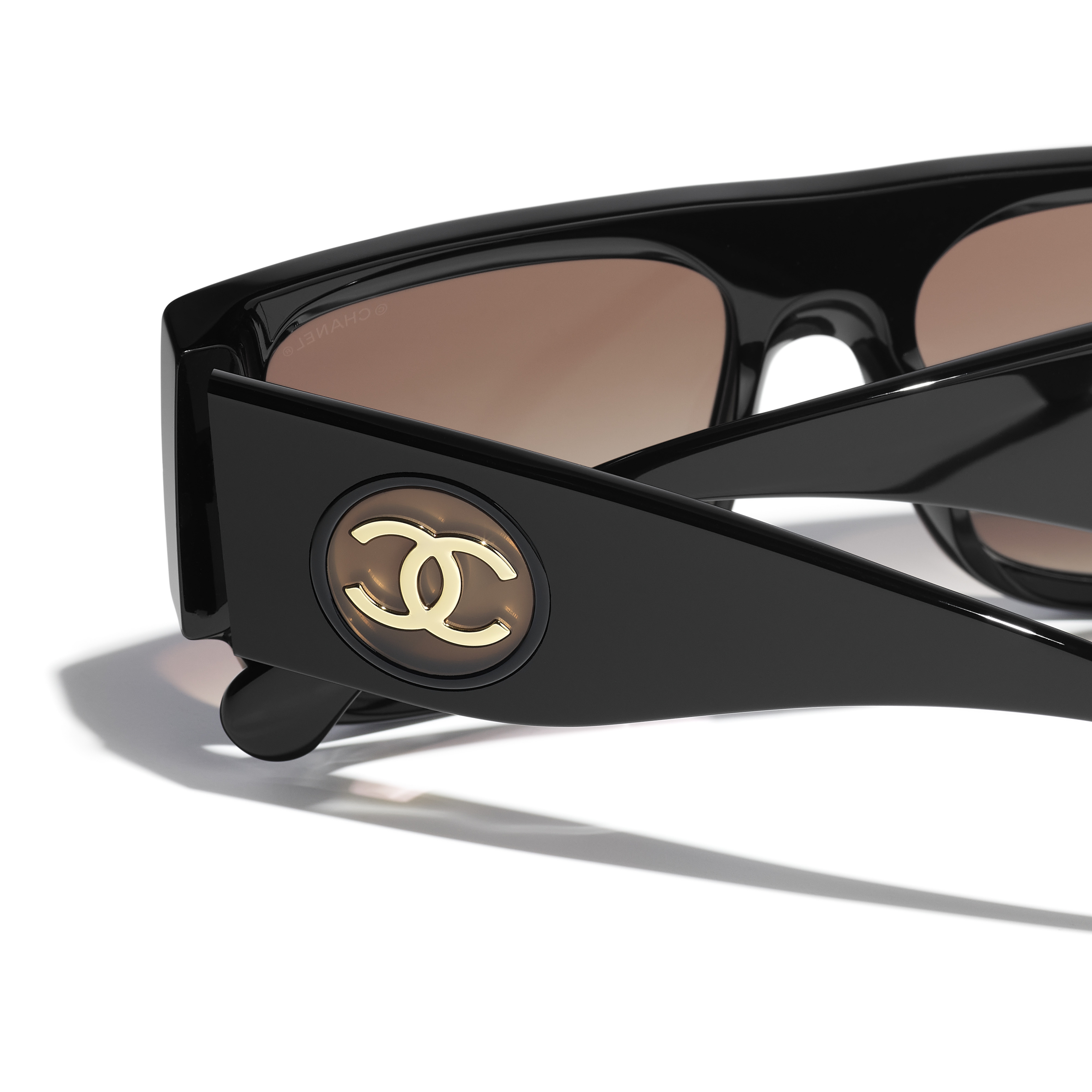 Chanel 5210Q