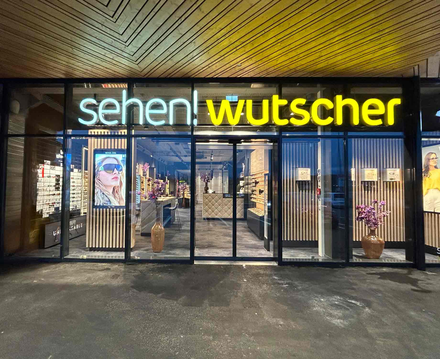 Aussenansicht Wolfsberg Aussenansicht Eingang sehen!wutscher Wolfsberg