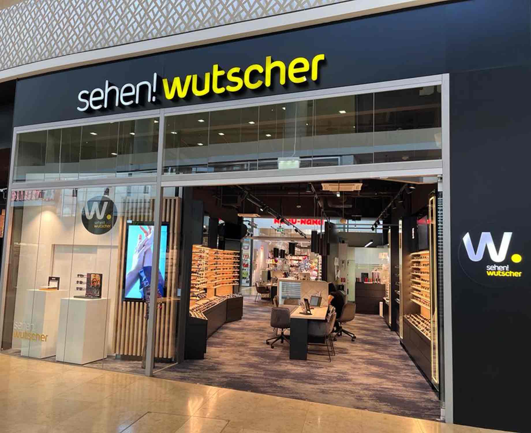 Aussenansicht Gerasdorf Aussenansicht Eingang sehen!wutscher Gerasdorf