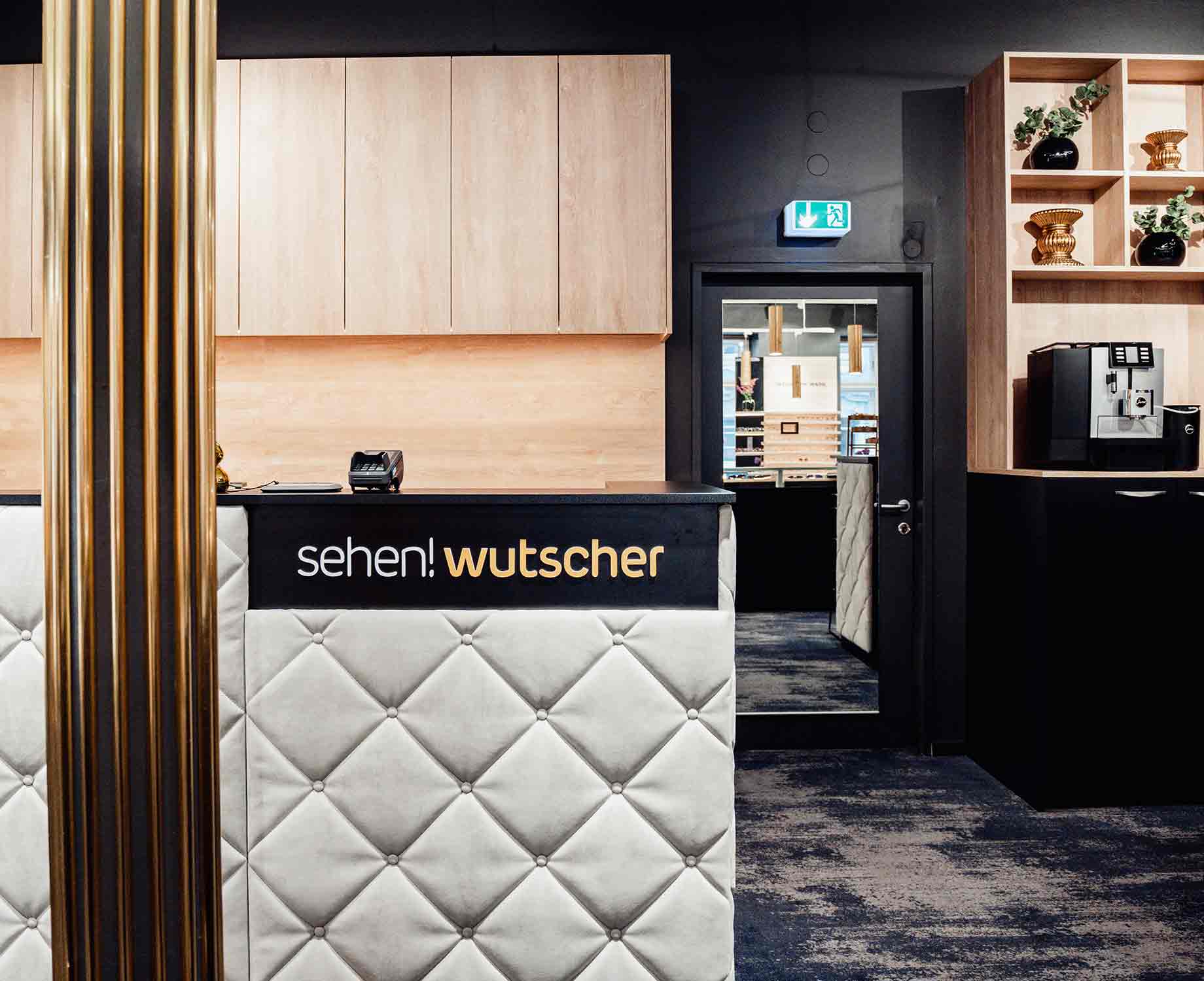 Checkout in der Filiale Kassabereich bei sehen!wutscher